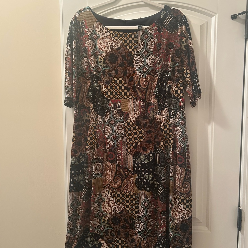 Roz & Ali Long Sleeve Patchwork Dress - Black, Brown, Red